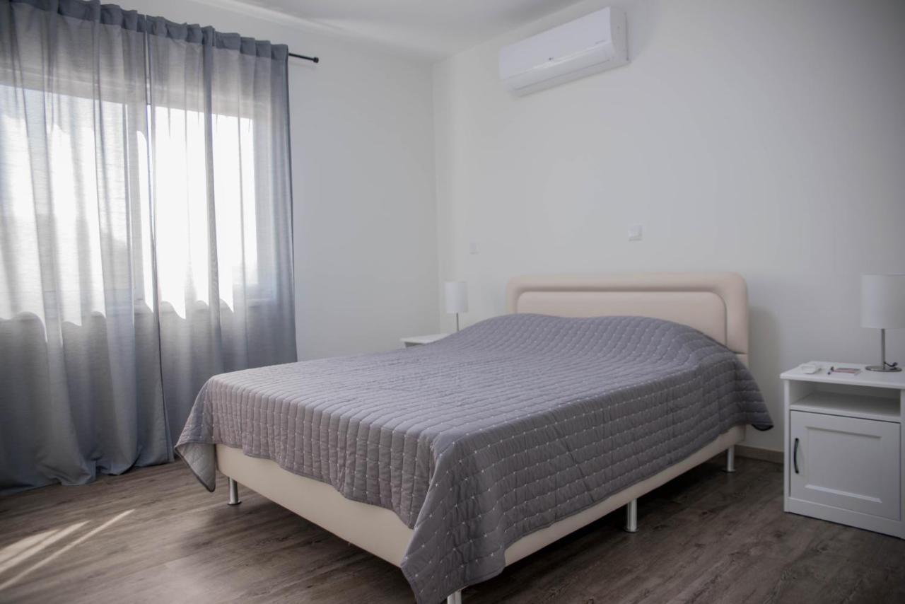 Апартаменты Modern Not Far From The